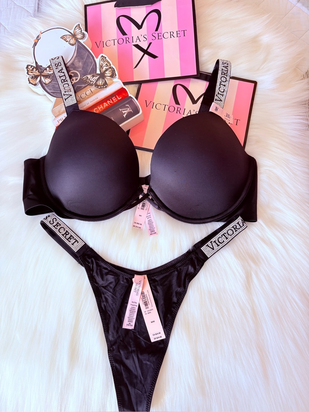 🩷🩷Victoria’s Secret logo shine strap bra and panty set (38C / M)🩷🩷